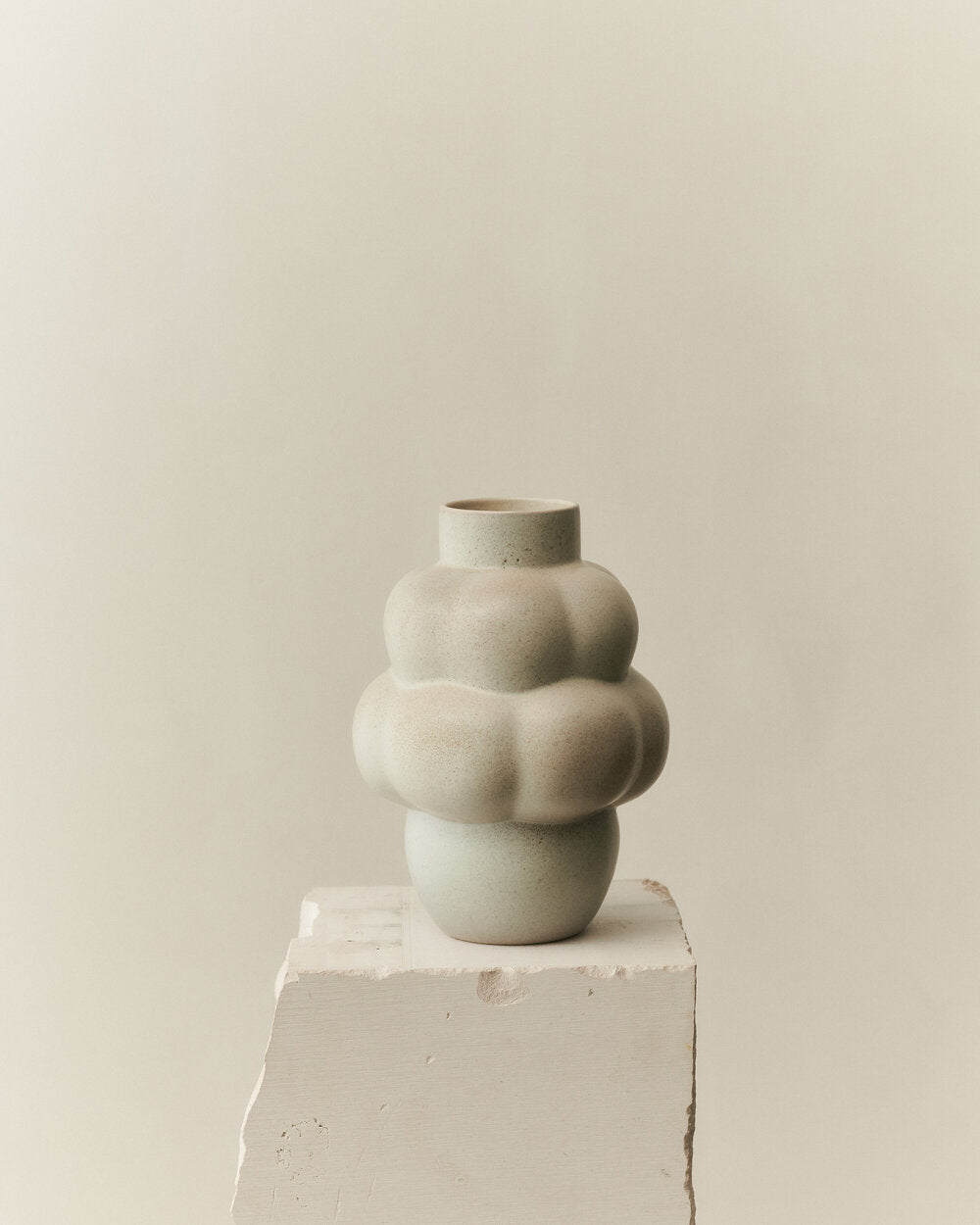 Balloon Petite Vase 04, Vintage Glaze - H18 cm.